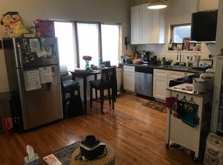 712 W 17th St #4, Chicago, IL 60616