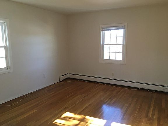 Bedroom opposite view from closet