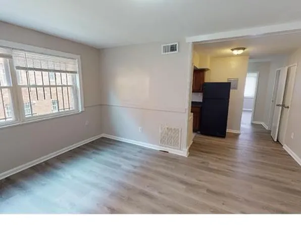 810 Chesapeake St SE, Washington, DC