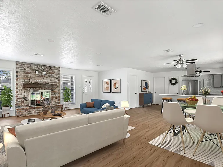212 Normal Park Dr — Photo 3