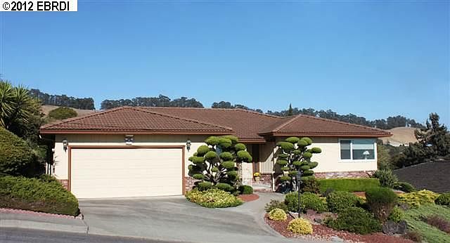 1st image of 2876 Marineview Dr