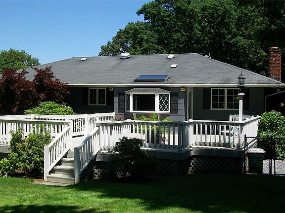4th image of 67 Sugar Maple Ln
