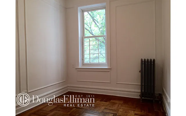 Rented by Douglas Elliman | media 8