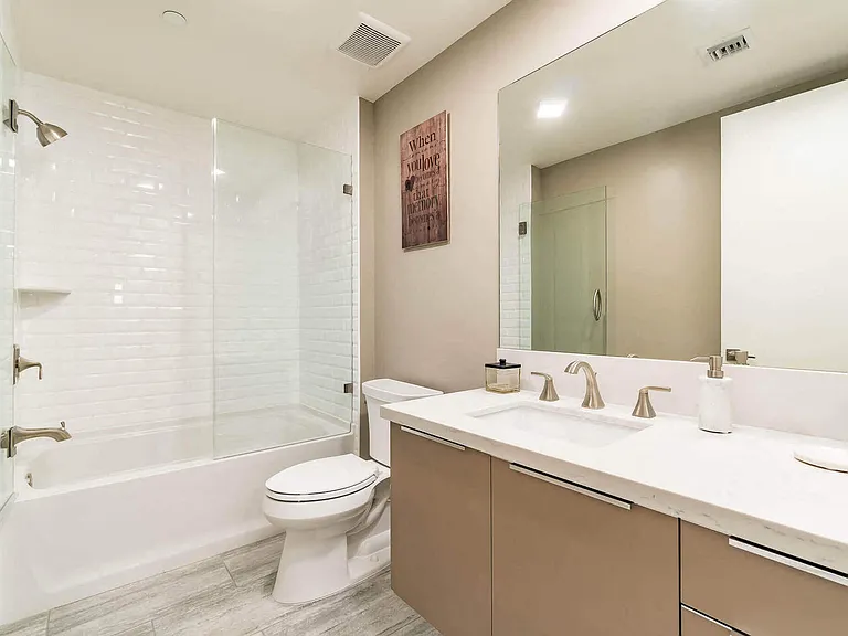 Windsor Square Villas — Photo 16
