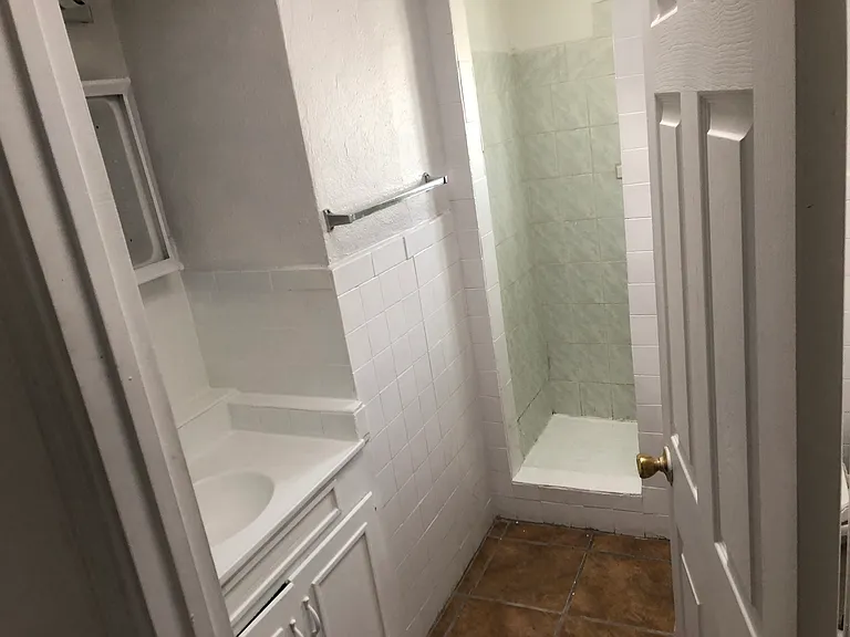 1000 Banegas Rd — Photo 9