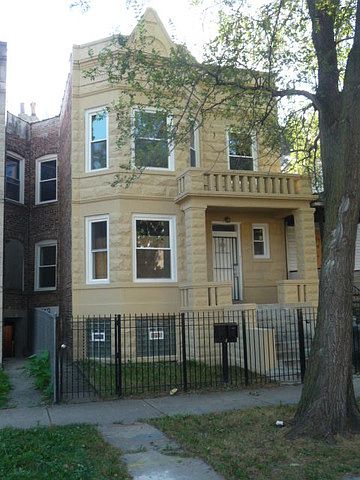1st image of 813 S Kedvale Ave