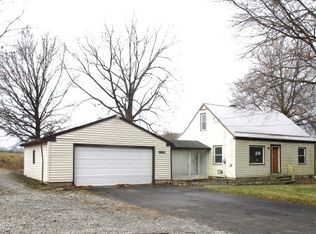 9782 Sharrott Rd, Youngstown, OH 44514