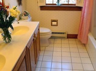 4 Conrad Ct, Blairstown, NJ 07825