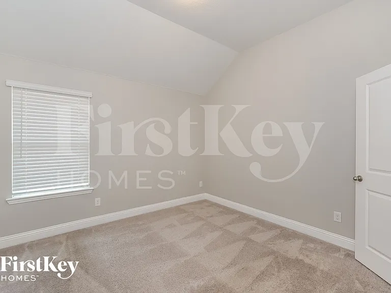 701 Brody Trl — Photo 12