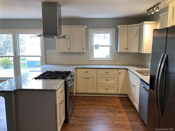 2nd image of 612 Sherrill Ave
