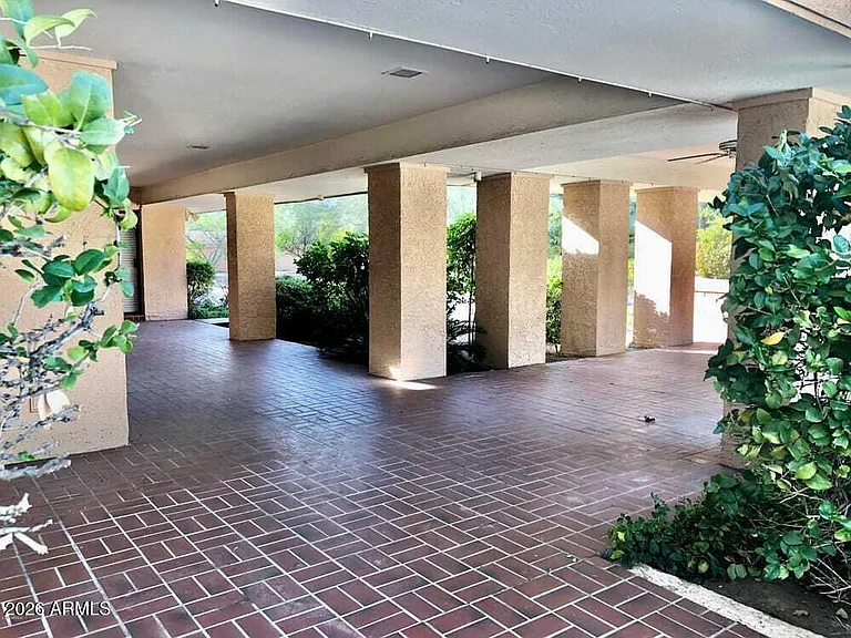 4800 E Mountain View Rd — Photo 27