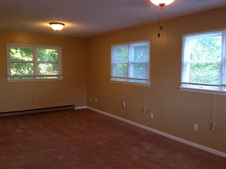 829 Crow Hill Rd — Photo 12