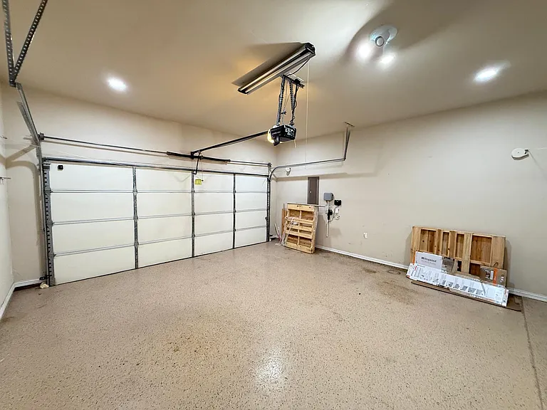6112 Eldridge Ln — Photo 37