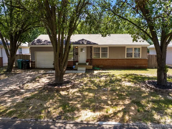 2021 S Cedar St, Sapulpa, OK 74066