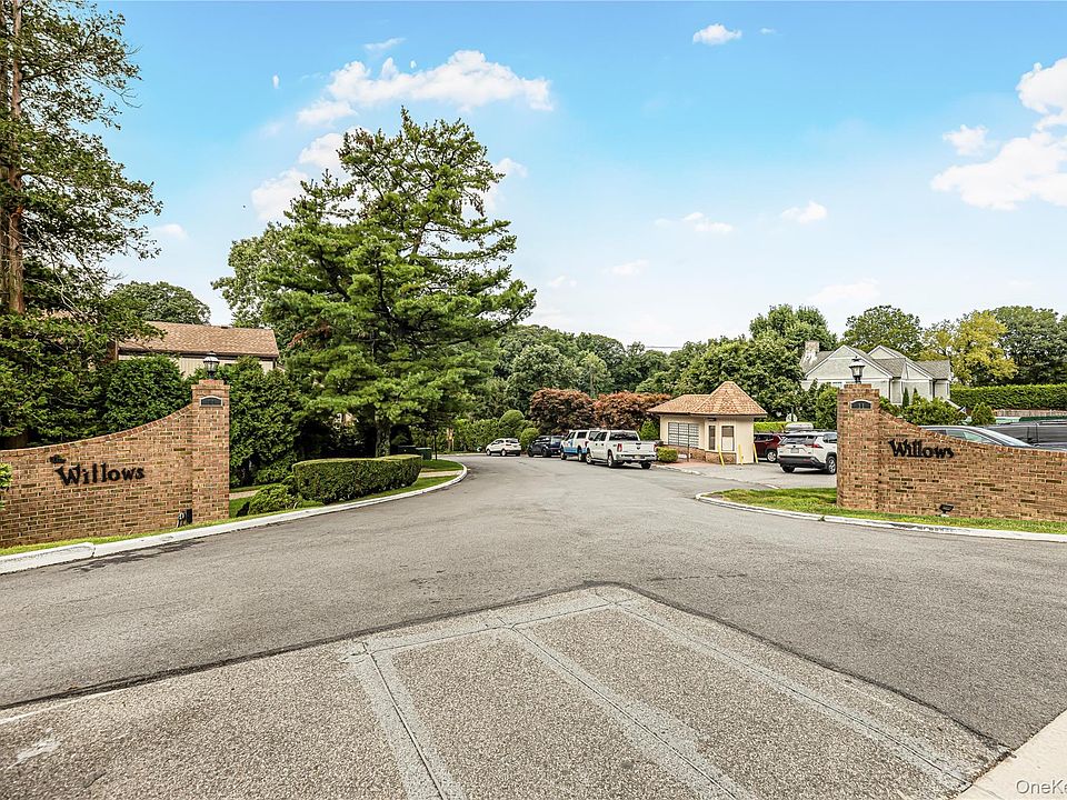 1st image of 11 Jackson Avenue #27