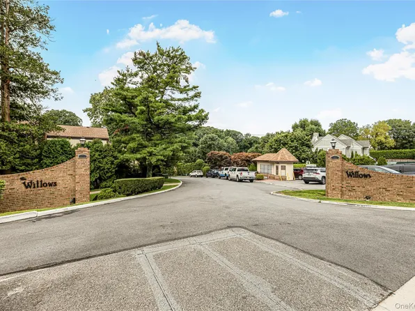 11 Jackson Avenue #27, Scarsdale, NY 10583