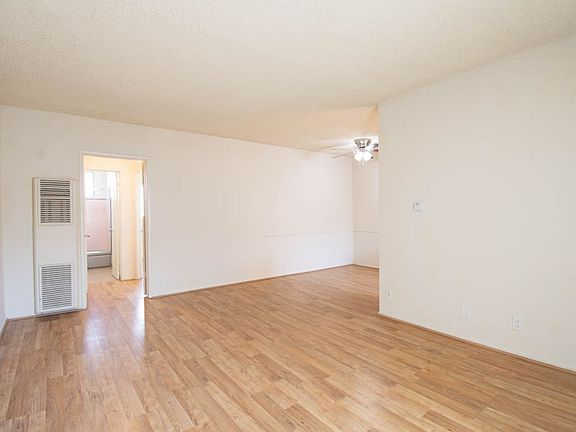 4th image of 3652 Keystone Ave APT 6