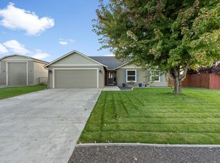 7906 Ruby Ct, Pasco, WA 99301