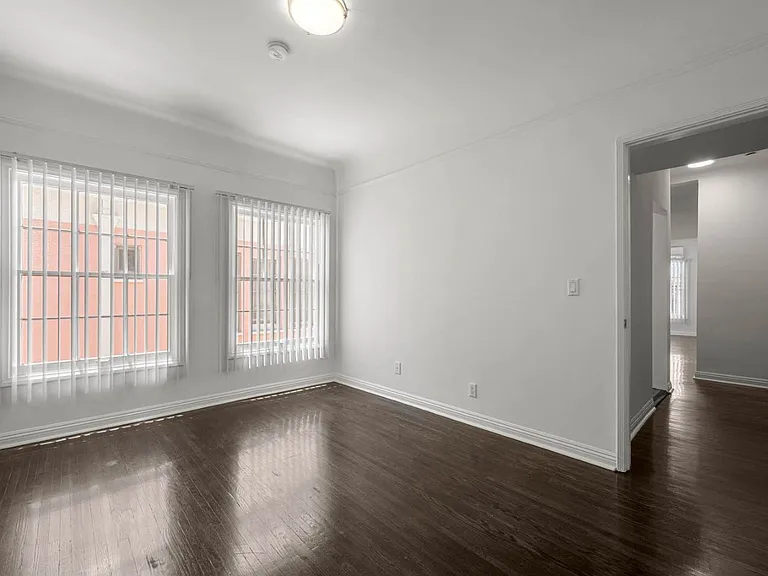 1201 S. Alfred — Photo 6
