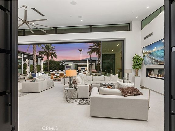 5th image of 8 Makena Ln