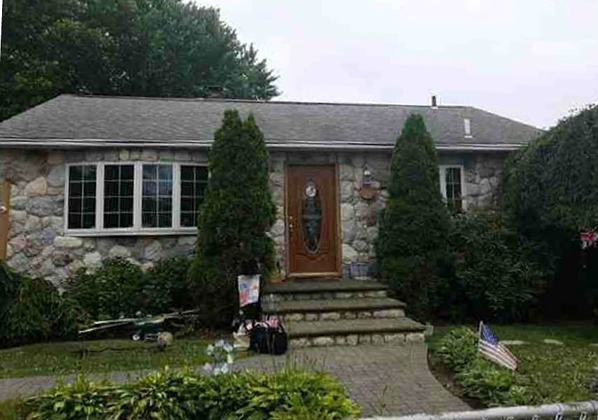 1st image of 25 Michigan Dr