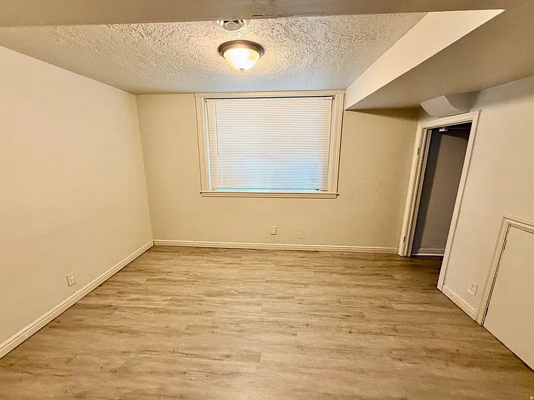 9 & 7 Foothill Blvd — Photo 11