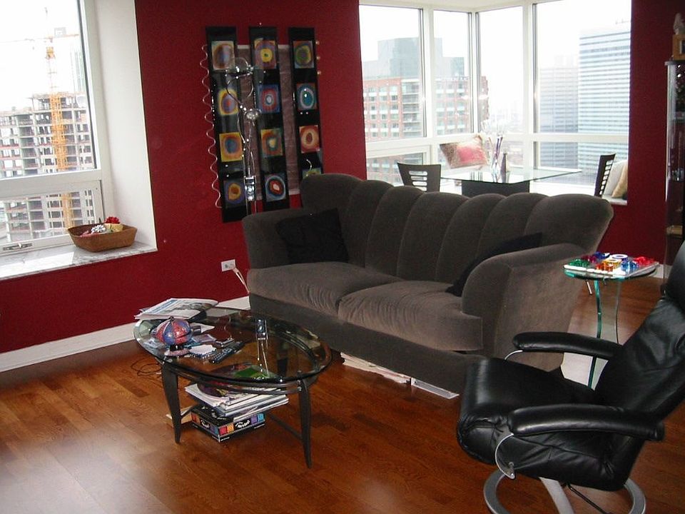 2nd image of 512 N McClurg Ct APT 2907