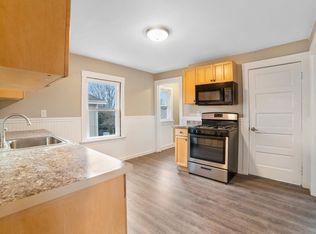 22 Ridgeway St #2, Quincy, MA 02170