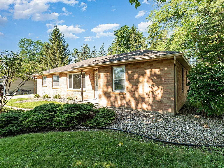 601 Gerald Ct — Photo 26