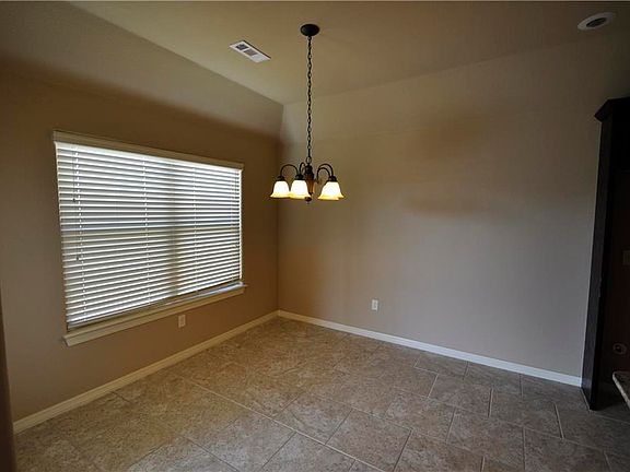 4th image of 2953 W Millstone Dr