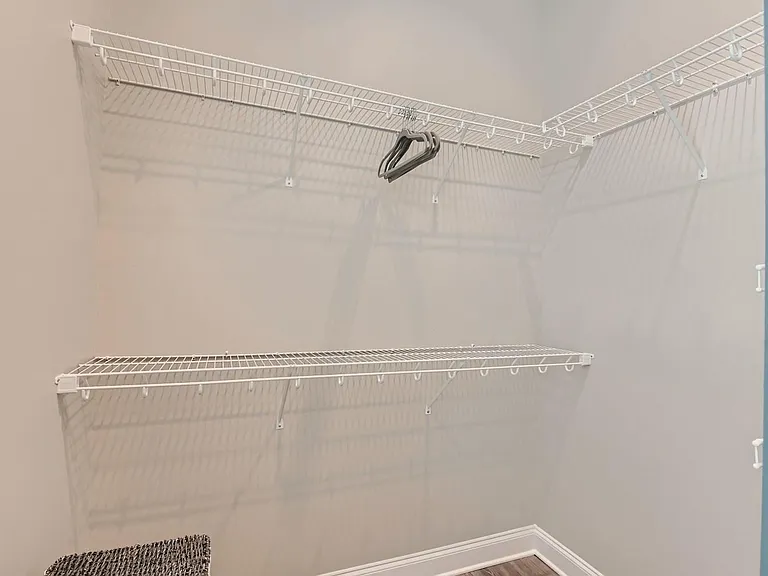 884 Sims St SW — Photo 15