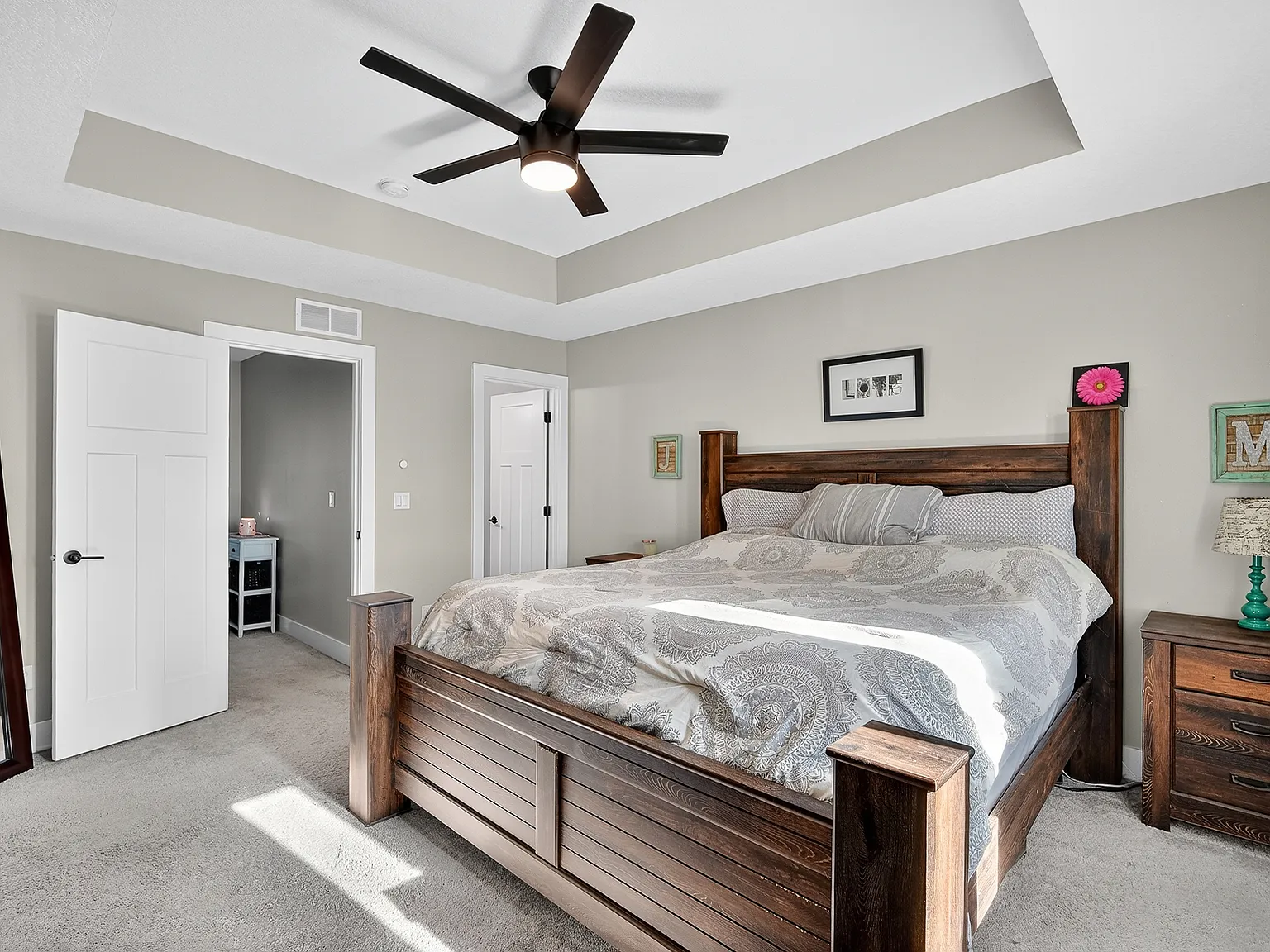3 bed, 2.5 bath, 1602 sqft, $1,875 — Photo 4
