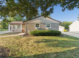 1954 Wisteria Rd, Rockford, IL 61107