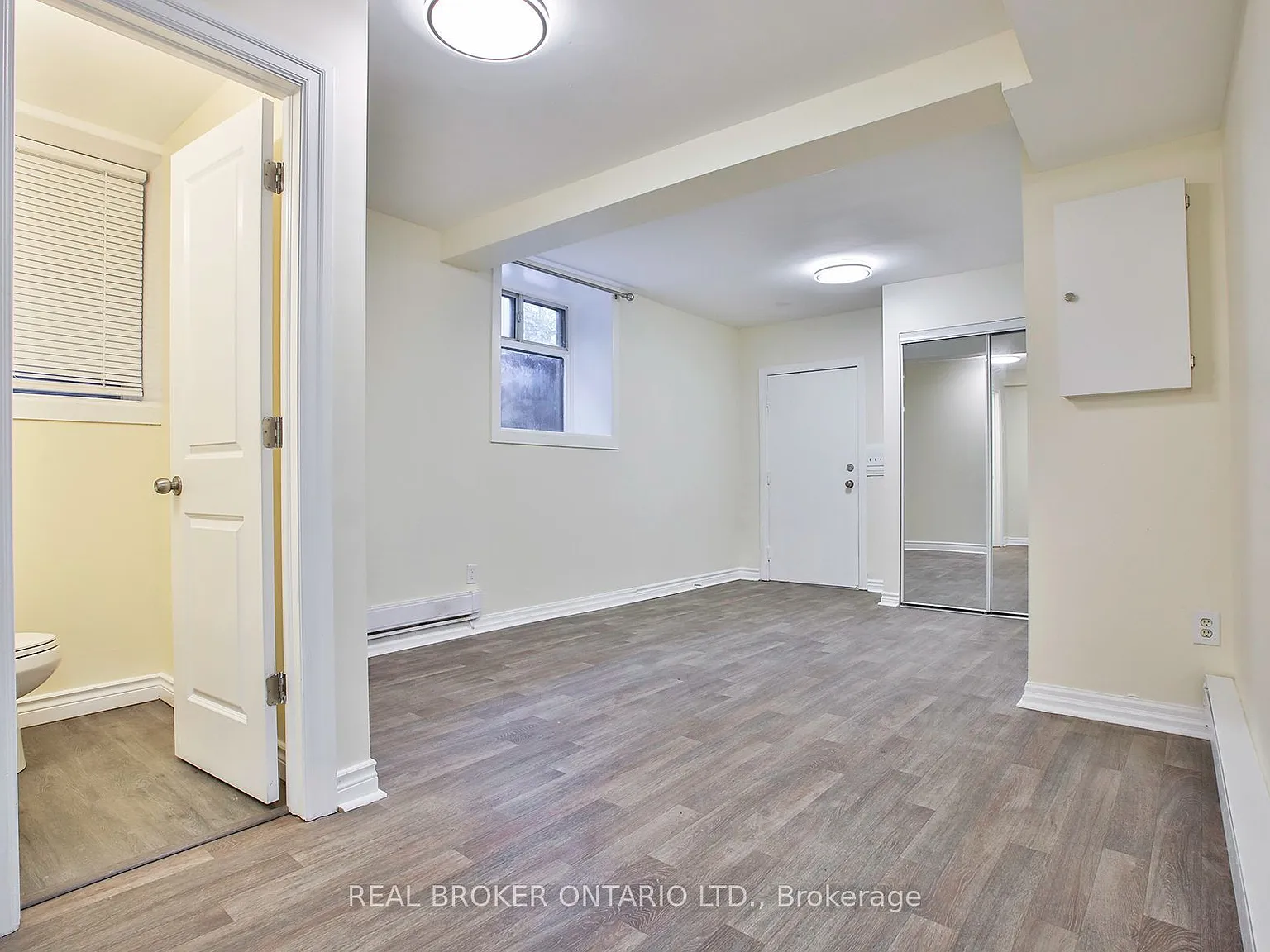 3 bed, $2,650 — Photo 2