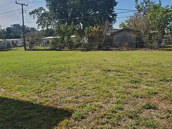 5th image of 13532 Tamiami Trl