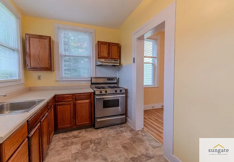 2900 E Strathmore Ave #1 — Photo 8