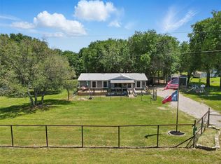 859 New Highland Rd, Springtown, TX 76082