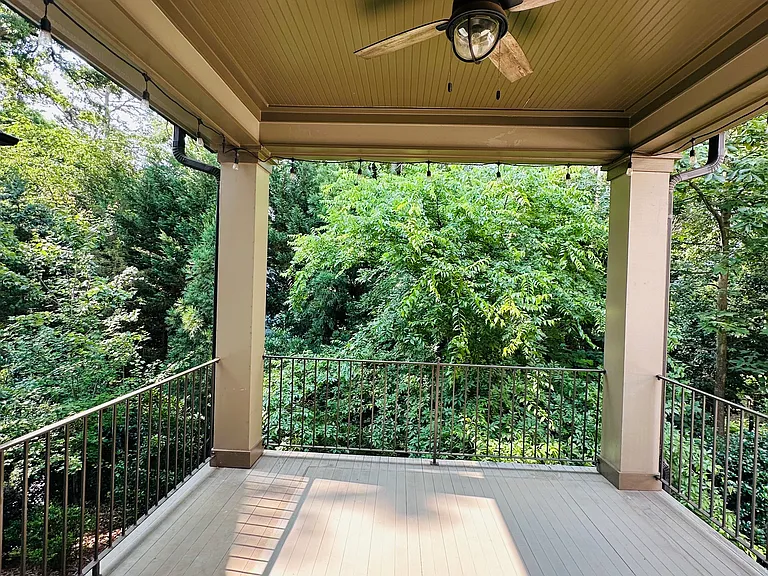 2820 Hillside Springs Dr — Photo 22