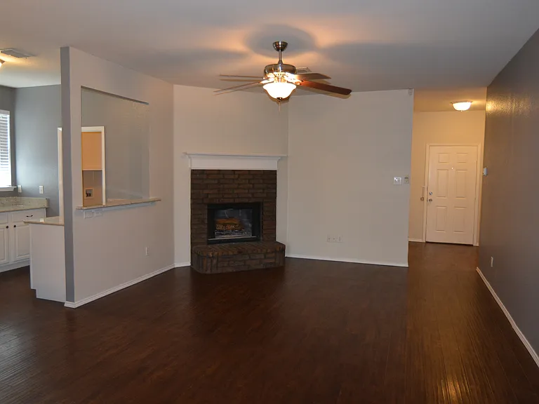 10509 Dry Valley Ct — Photo 2