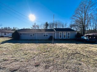 658 Wareham St, Middleboro, MA 02346