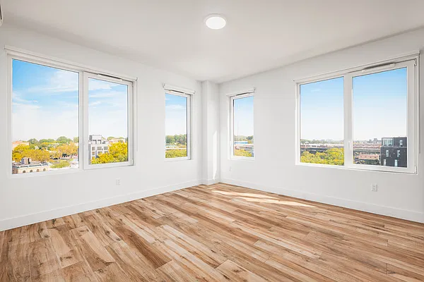 Living room, photo 2