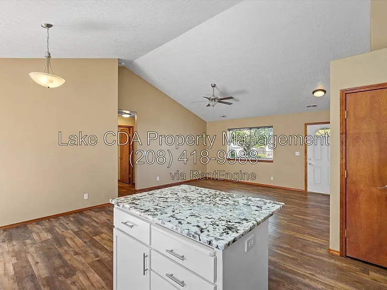 8920 N Torrey Ln — Photo 15