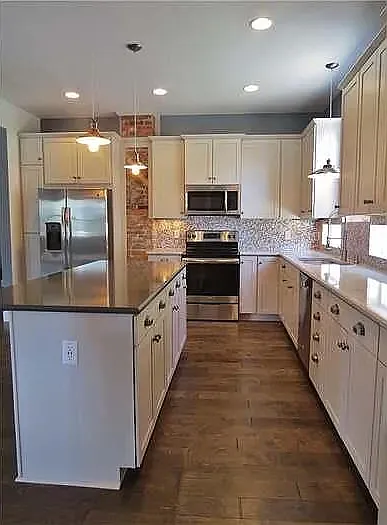 728 E Minnesota St — Photo 8