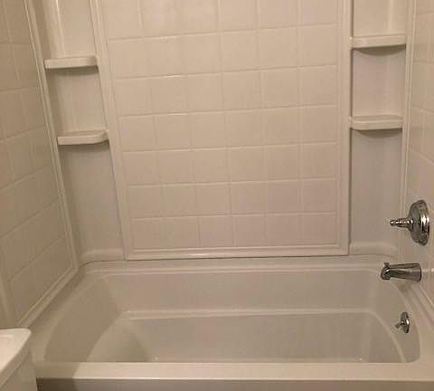 Updated full bathroom