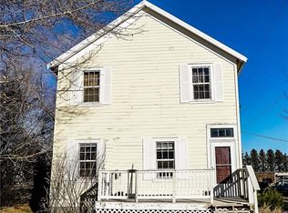 209 E Broadway Ave, Bridger, MT 59014