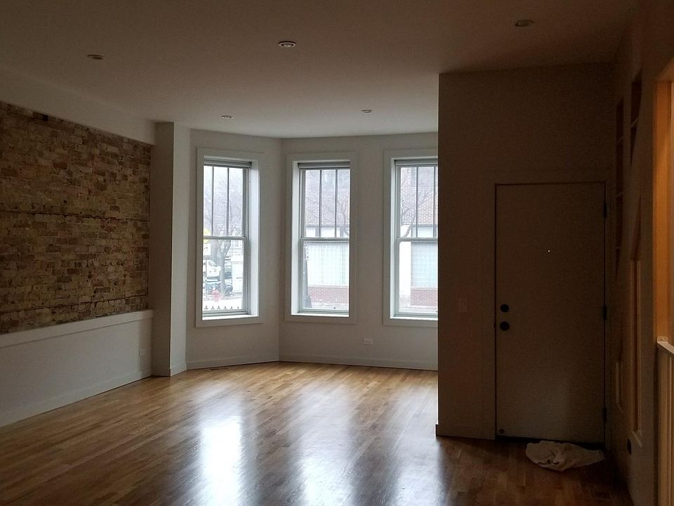 1st image of 1135 N Damen Ave APT 1F
