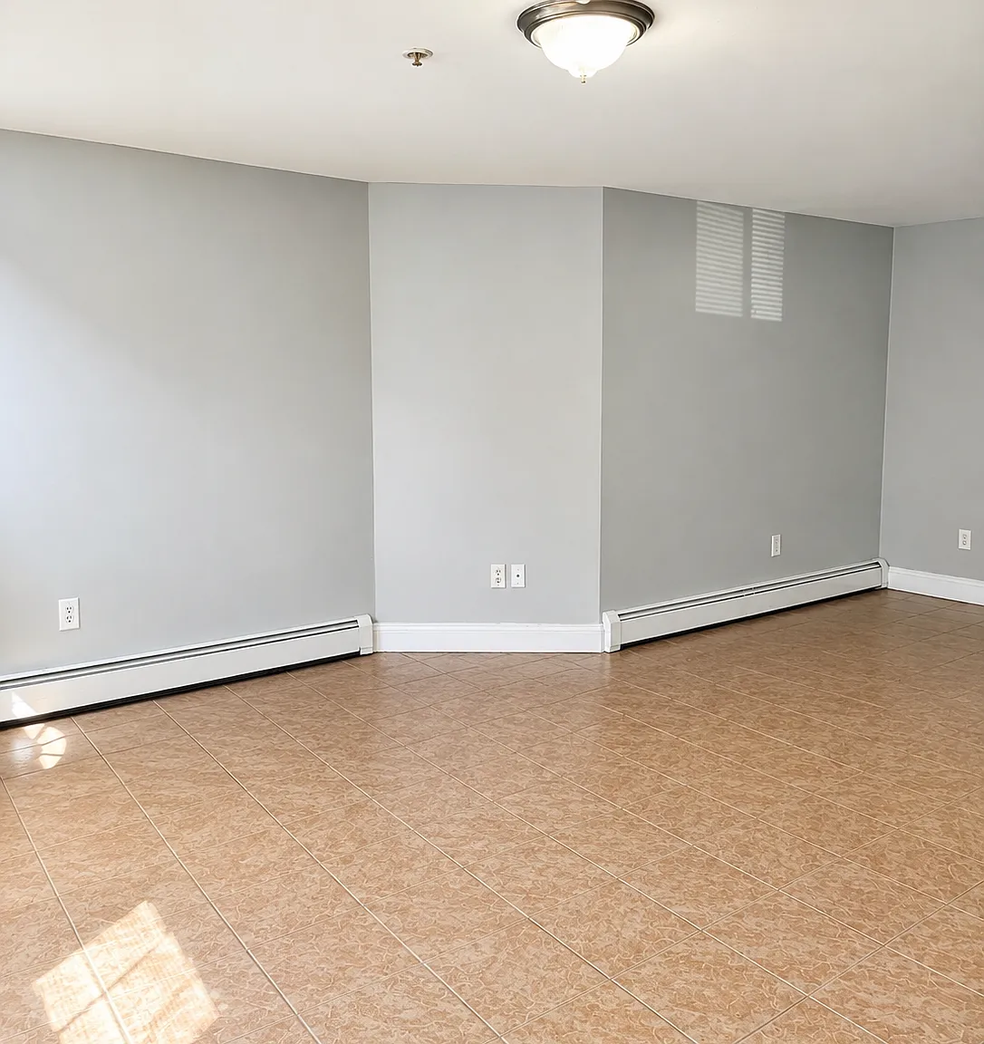 3 bed, 950 sqft, $3,400 — Photo 4
