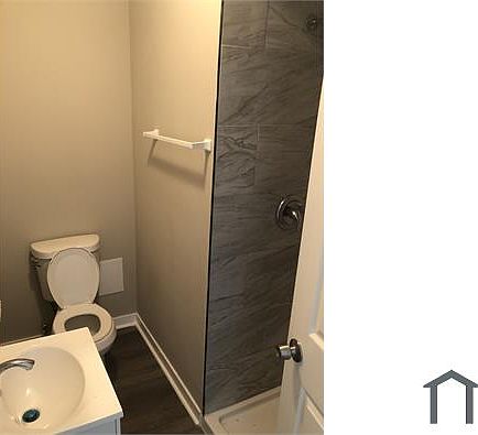3rd image of 6219 S Greenwood Ave #3N