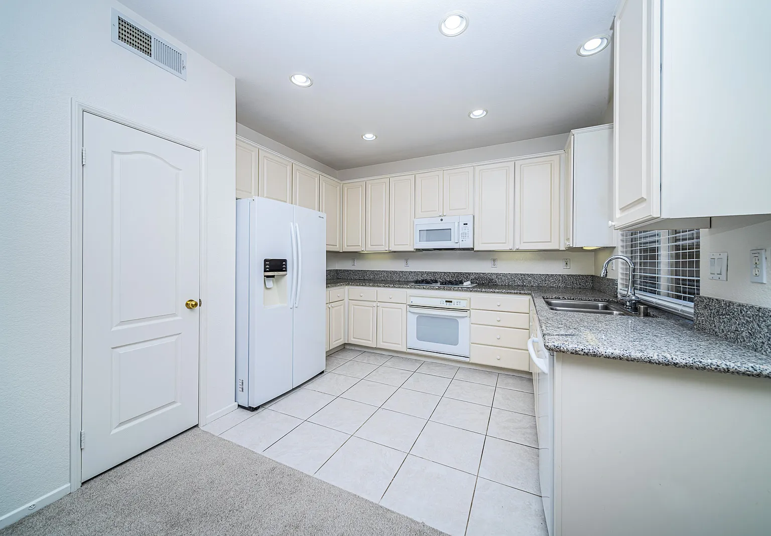 10844 Corte De Marin — Photo 3