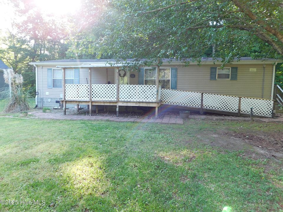 1st image of 141 W Island Trail